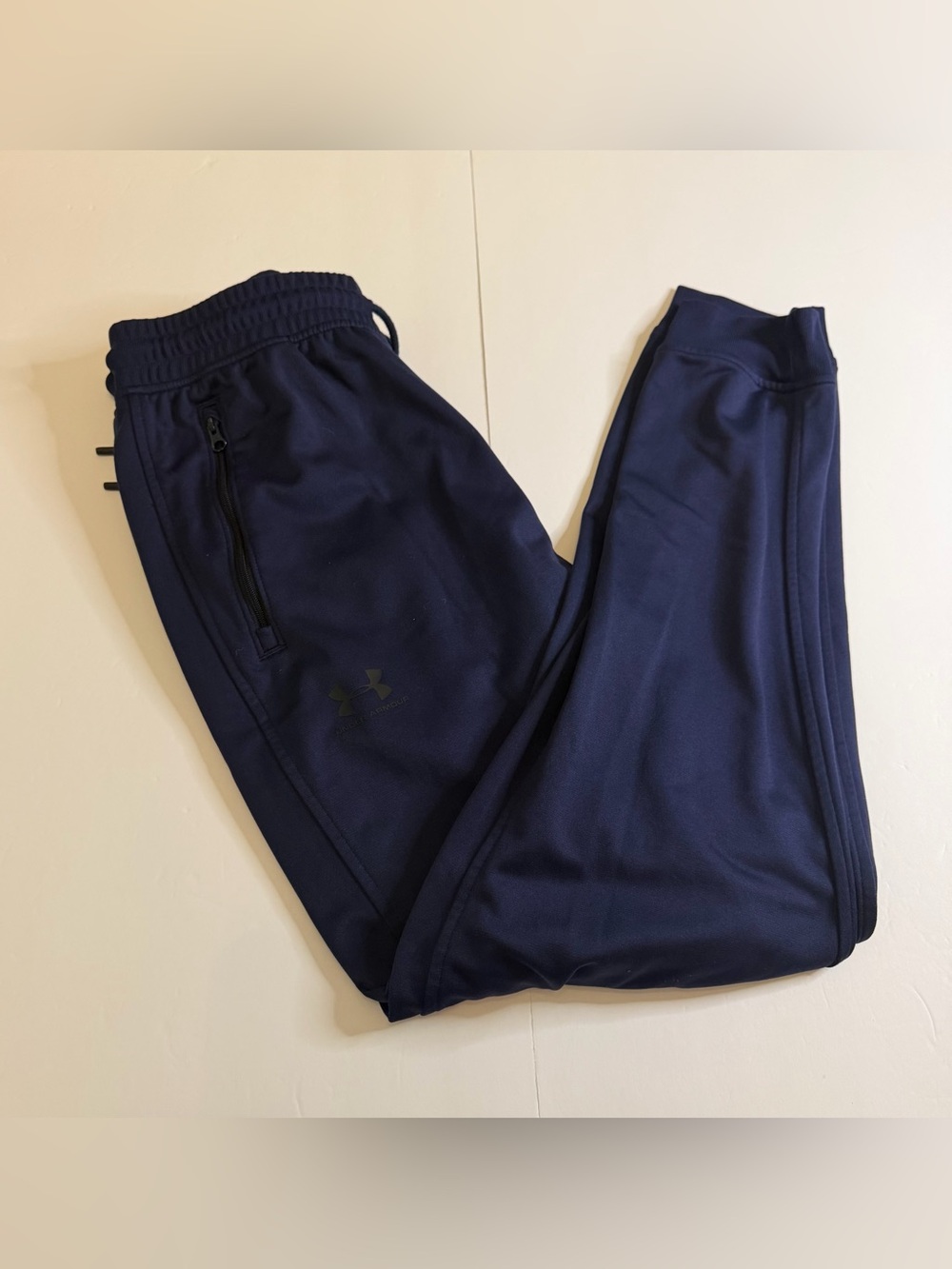 Under Armour Men’s Medium Navy Loose Fit Athletic Track Pants 30in inseam